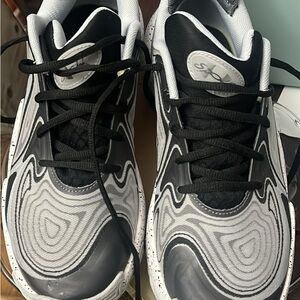 Under Armour Black and Gray Athletic Shoes